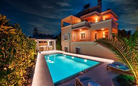 Coastline Maisonette Near Athens Airport And Rafina Port
